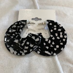 Generic Earring New